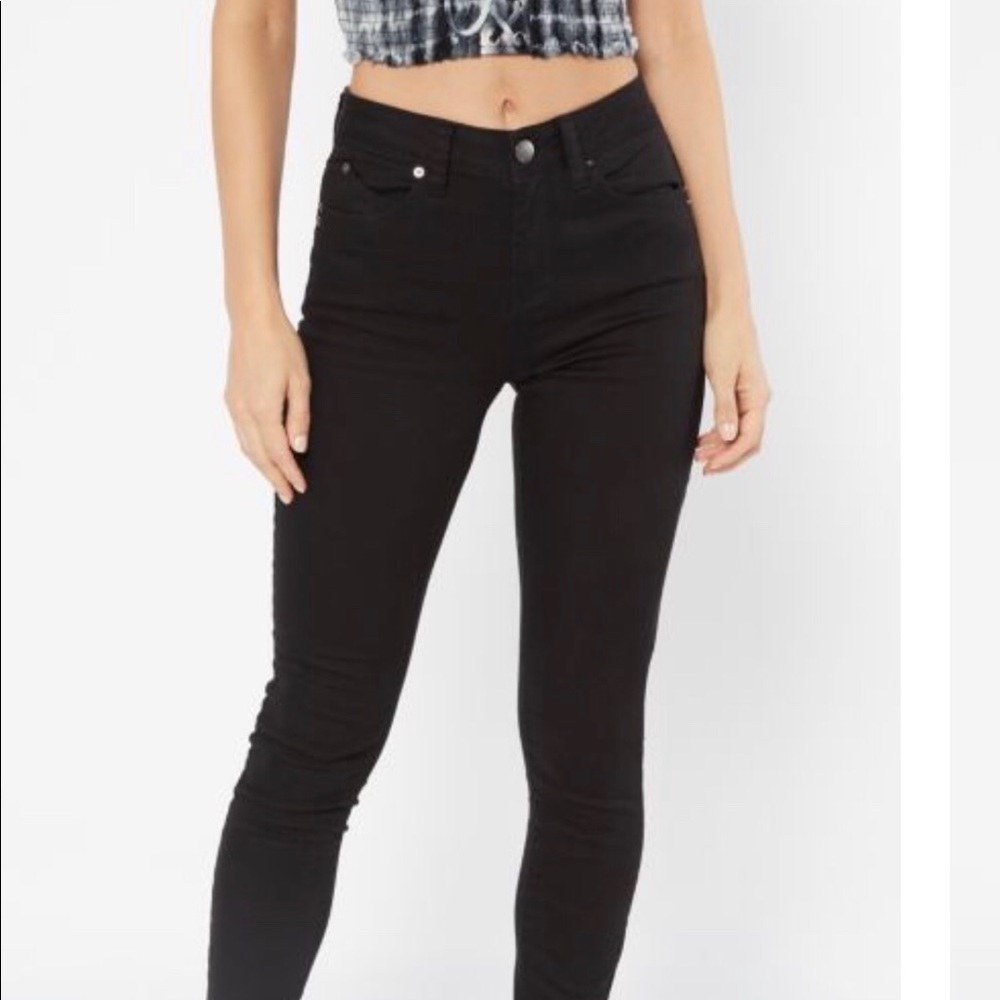 Black skinny jeans